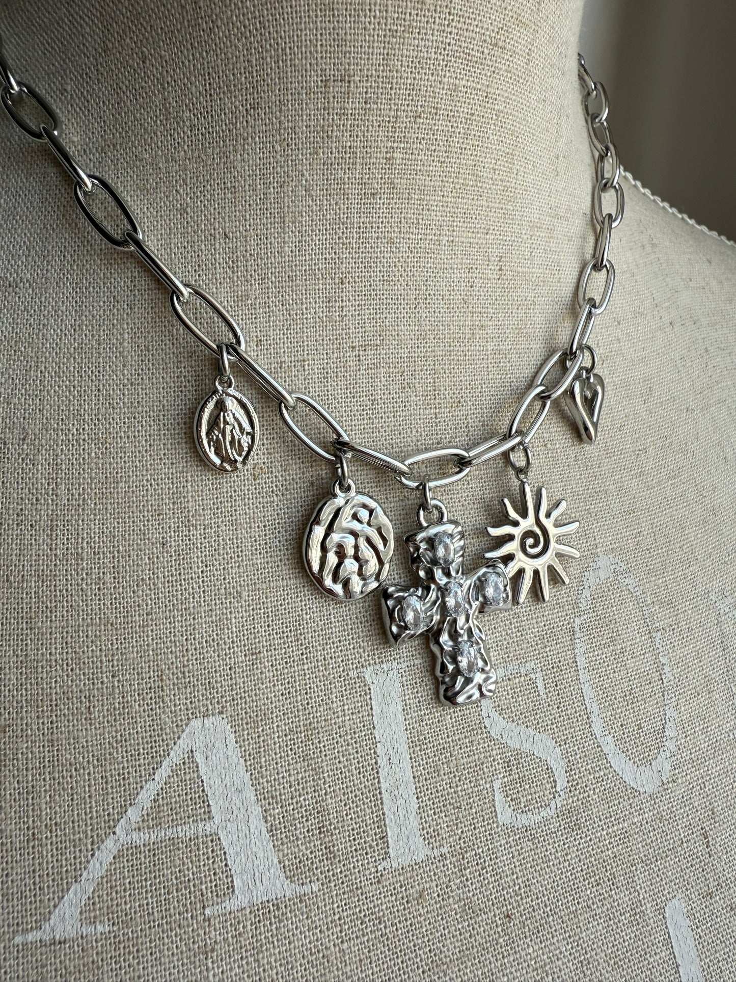 Collana Croce charms
