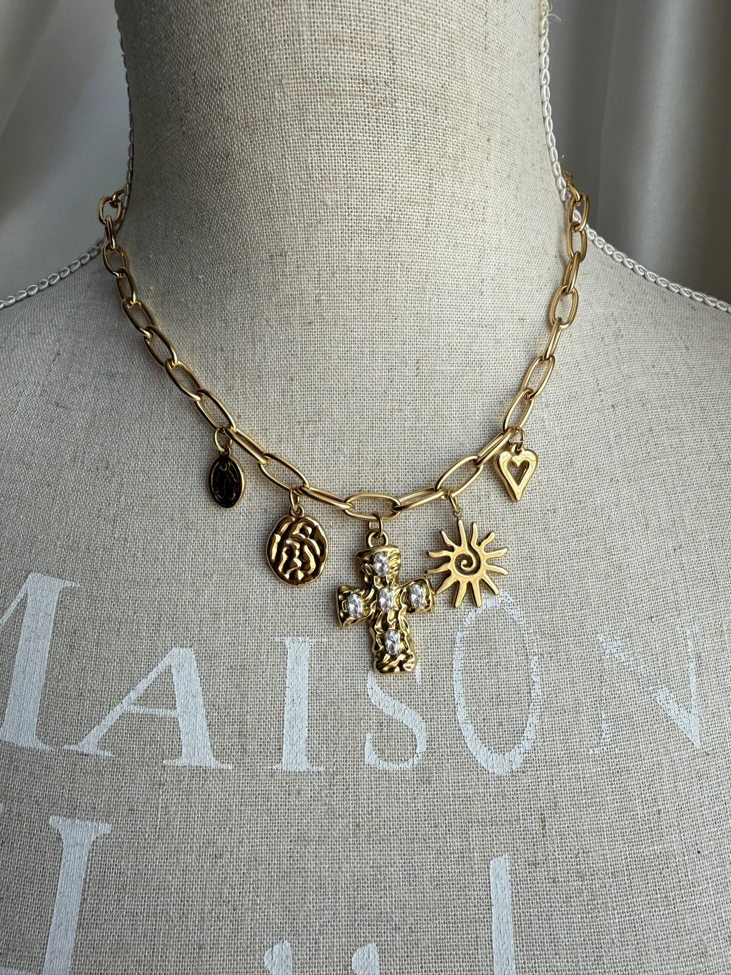 Collana Croce charms