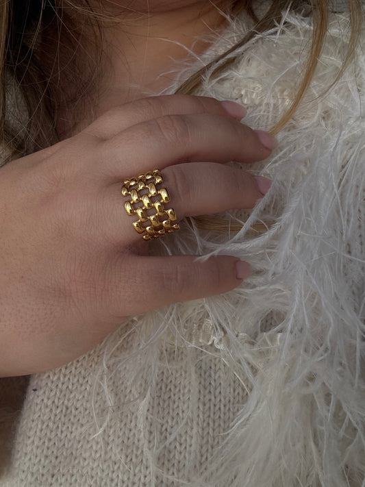 Anello super intreccio